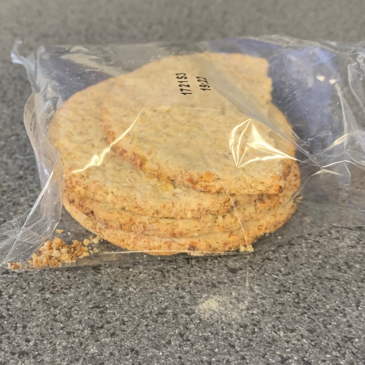 photo of Nairn's Organic Scottish Oatcakes shared by @aprilknight on  07 Jun 2021 - review