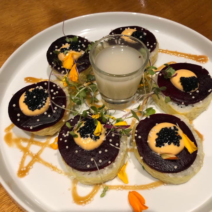 review photo of Tane Vegan Izakaya Barbers Specialty Roll shared by @korieander on 09 Aug 2021 - review