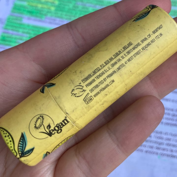 photo of Primark Beauty Lip balm shared by @psicopompo on  18 Oct 2021 - review