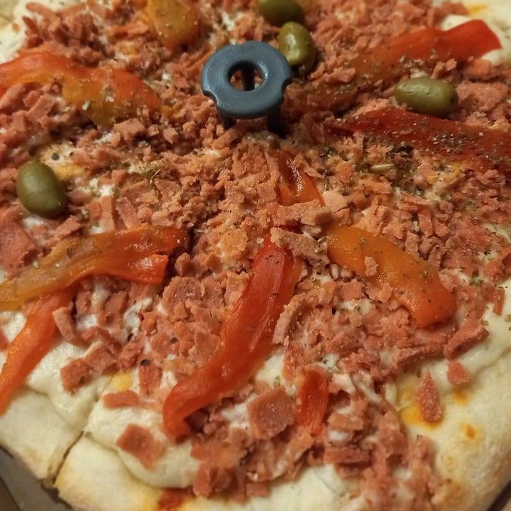 photo of Pizzeria El Golpe Pizza jamon y morrones shared by @vanimomoko on  14 Jul 2022 - review