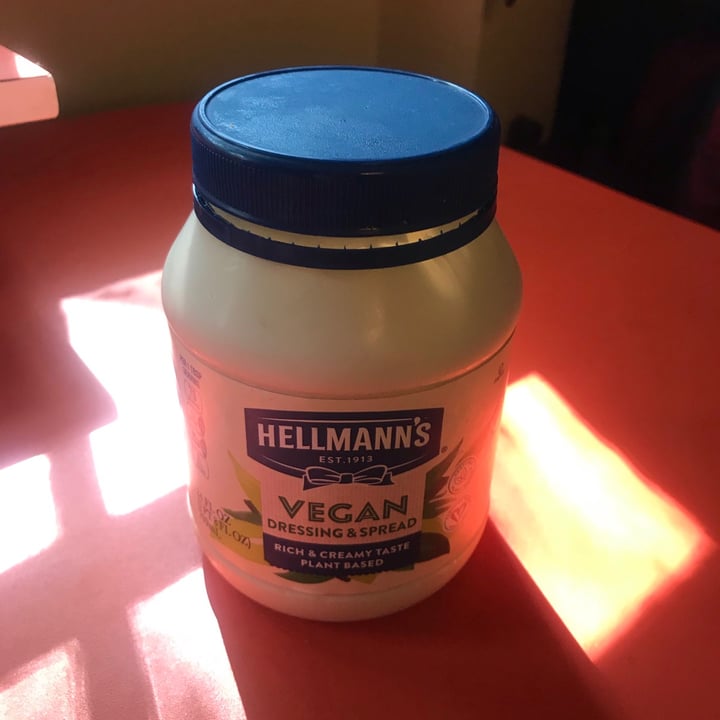 review photo of Hellmann’s Hellman’s Vegan Mayonnaise shared by @danadavis on 26 Apr 2020 - review