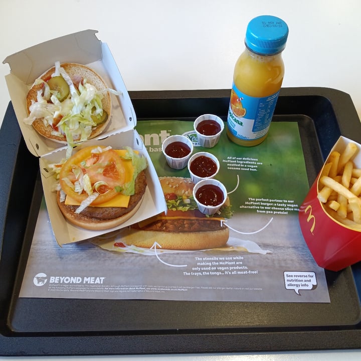 photo of McDonald's McPlant shared by @aaronabolition9 on  02 Mar 2022 - review