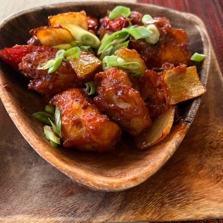 review photo of VIVO Cafe Restaurant Cauliflower manchurian shared by @stephanieblum on 12 May 2022 - review