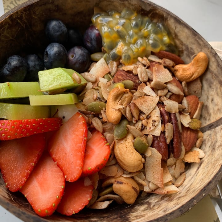 photo of The Whole Kitchen Coconut Yoghurt Pecan Granola Bowl shared by @turtleisland on  10 Apr 2021 - review