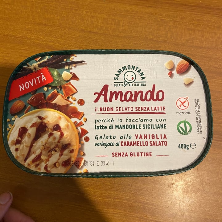 review photo of Sammontana gelato vaniglia caramello salato shared by @rachepi on 21 Jul 2022 - review