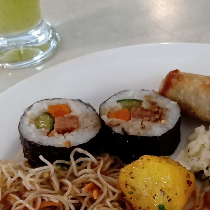 review photo of Tshu Shin Restaurante Vegetariano Sushi shared by @marianavendrame on 04 May 2022 - review