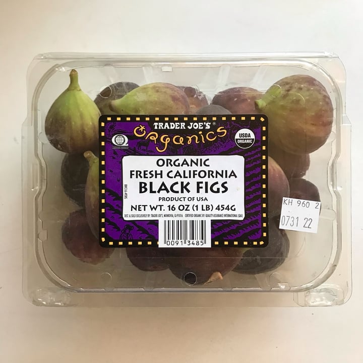 photo of Trader Joe's Organic Fresh California Black Figs shared by @kyu on  09 Aug 2022 - review