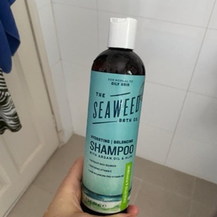 review photo of The Seaweed Bath Co. Hydrating Balancing Shampoo shared by @nnelg on 10 Jun 2020 - review