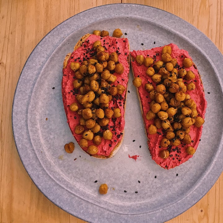 photo of RYE Toasted bread with beetroot hummus and chickpeas shared by @theveganent on  06 Dec 2020 - review