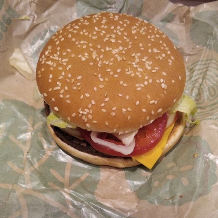photo of Burger King Burger 100% Vegetale shared by @danielache00 on  04 Dec 2021 - review