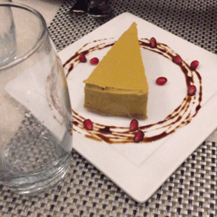 photo of True Bistro (Closed) Cheesecake (no longer on season menu version) shared by @aestheticallyadventurous on  21 Mar 2019 - review