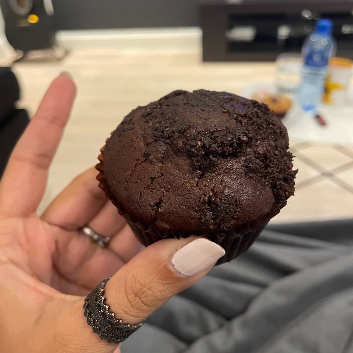 photo of Woolworths Food Chocolate muffin shared by @pravika on  11 Oct 2021 - review