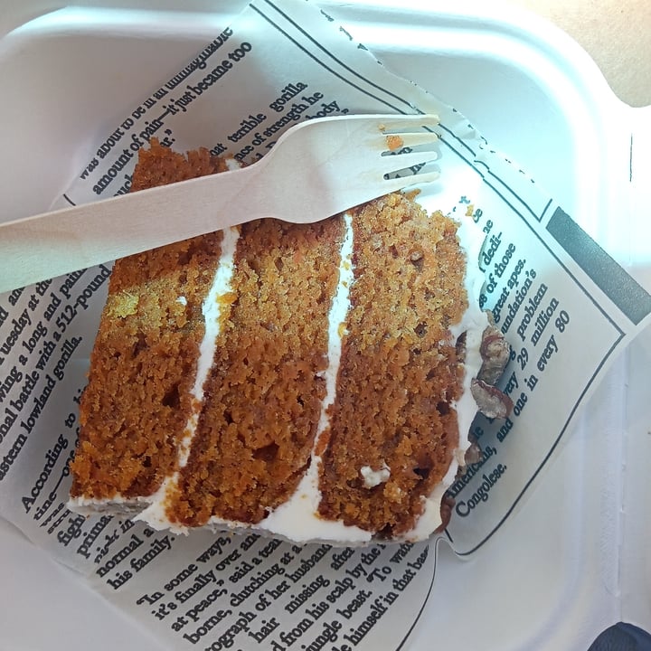 photo of Vegan Street Food ZA Carrot Cake shared by @jaeskaapool on  03 Dec 2020 - review
