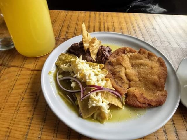 Foto do prato “Milanesa De Amaranto Con Chilaquiles”
