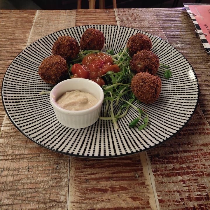 photo of The Hungry Tapir Arancini Balls shared by @stevenneoh on  28 Aug 2020 - review