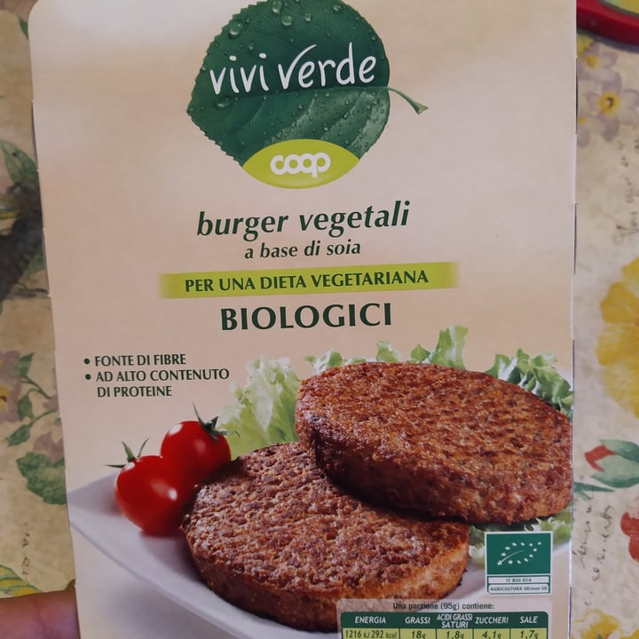 photo of Vivi Verde Coop Burger Vegetali A Base Di Soia shared by @lorenzowenter on  18 Oct 2021 - review