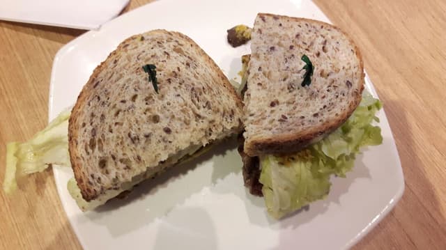 Photo of the dish “Spinach Lentil Patty & Mushroom”
