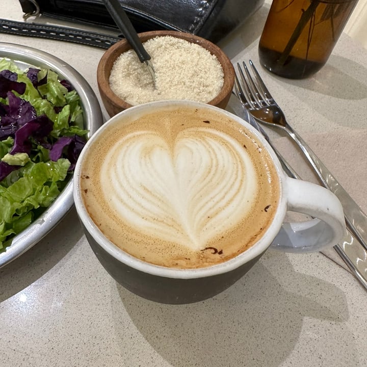 photo of Vica Latte shared by @juliaarena on  26 Oct 2022 - review