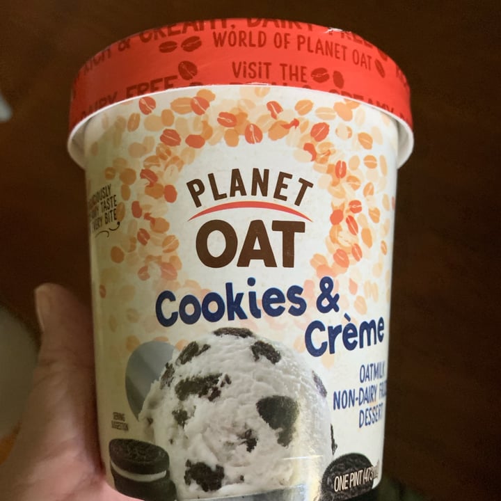 photo of Planet Oat Cookies & Cream Oatmilk Ice Cream shared by @onehungryvegan on  28 Dec 2021 - review