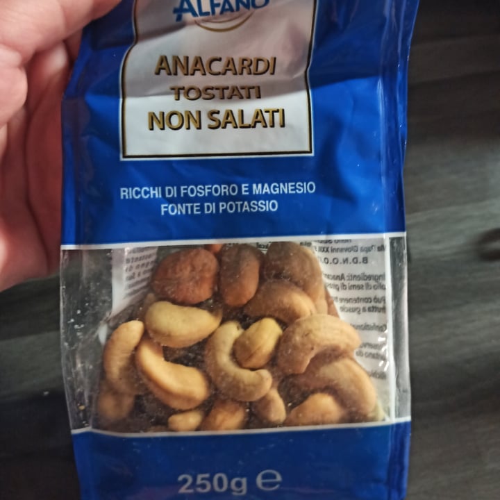 photo of Alfano Anacardi tostati non salati shared by @beatricetoli on  08 Apr 2022 - review