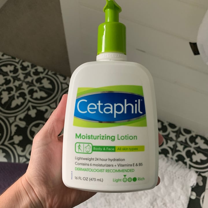review photo of Cetaphil Moisturizing Lotion shared by @melimohr on 31 Dec 2020 - review
