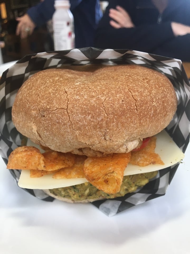 photo of Community Natural Foods Know Meat Burger shared by @shoppegirl168 on  20 Oct 2019 - review