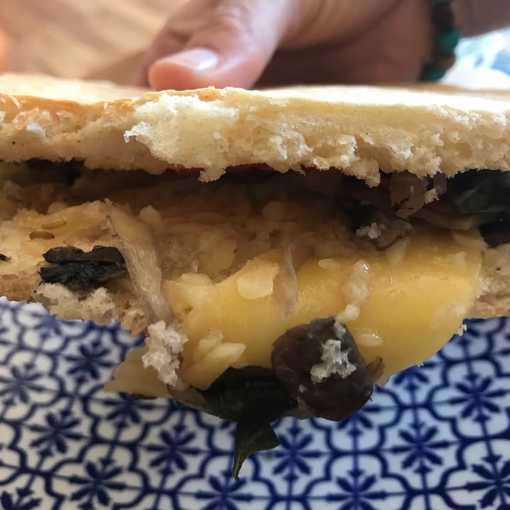 photo of SpikaLion Sándwich De Hongos Y Queso shared by @ladybiird on  26 Sep 2022 - review