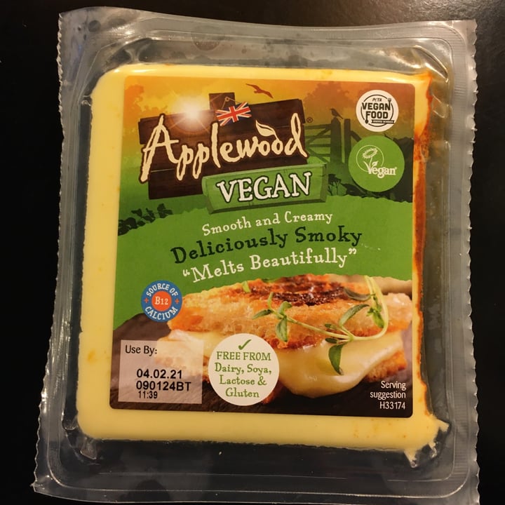 photo of Applewood Applewood Vegan Smoky Cheese Alternative  shared by @emmajwheeler on  16 Oct 2020 - review