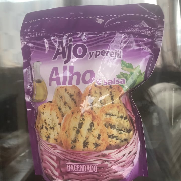 review photo of Hacendado Pan con ajo y perejil shared by @meim on 10 Feb 2021 - review