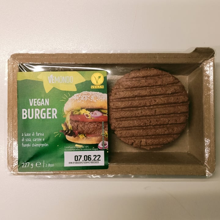 review photo of Vemondo Vegan Burger shared by @lalucinda on 03 Jun 2022 - review