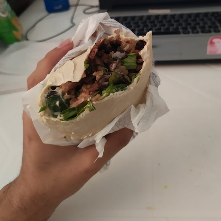photo of Natural Veg Burrito vegan shared by @frayarias19 on  03 Jun 2020 - review