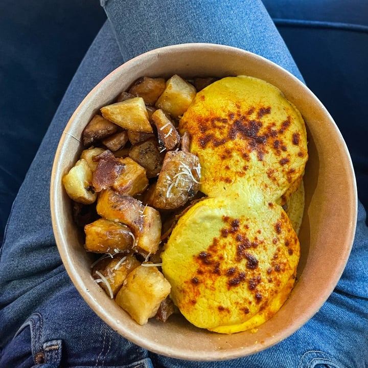 review photo of MeeT in Gastown Jalapeño Bacun Benny shared by @mermaidgirl on 31 Mar 2022 - review