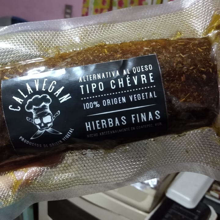 photo of Calavegan Queso de hierbas finas shared by @anamary81 on  22 Dec 2021 - review