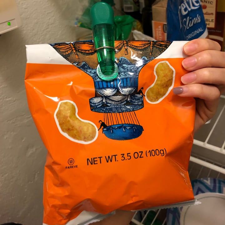 photo of Trader Joe's Bamba Peanut snack shared by @alexanfrades on  29 Apr 2020 - review