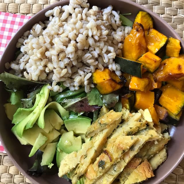 Foto del piatto “Buddha Bowl orzo”