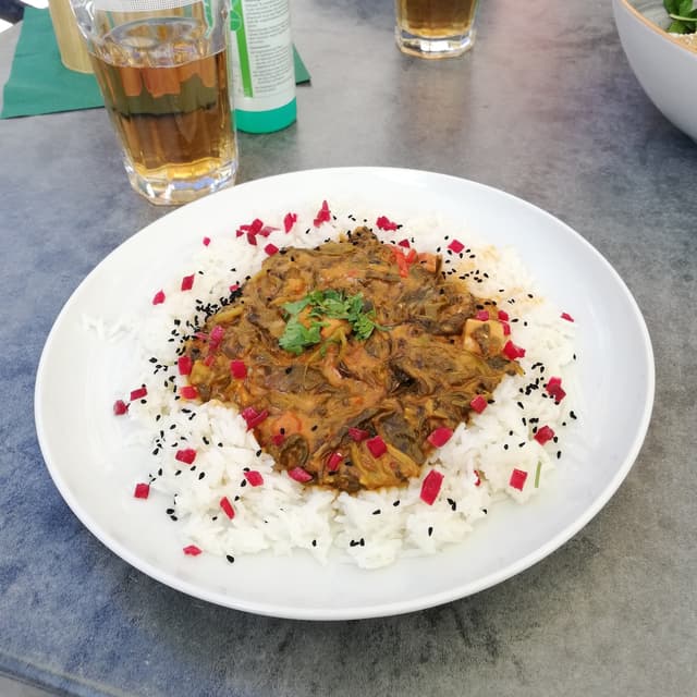 Photo of the dish “Spinatcurry mit frittiertem Tofu”