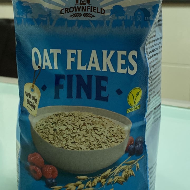 photo of Crownfield oat flakes fine shared by @veganyvona on  06 May 2022 - review