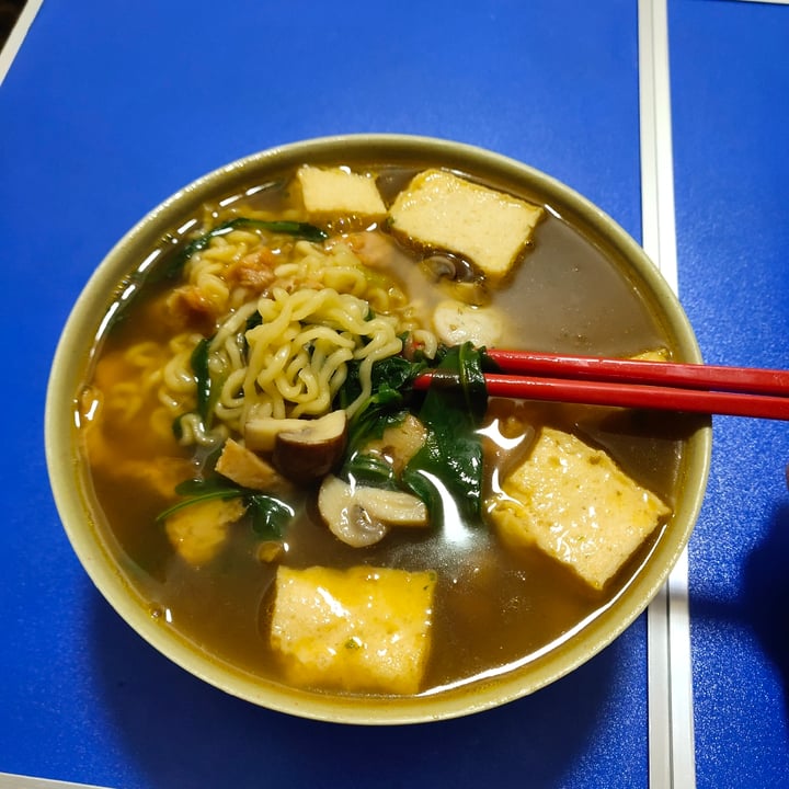 photo of NONGSHIM (농심) SOON VEGGIE RAMYUN NOODLE SOUP shared by @stevenneoh on  21 Aug 2020 - review