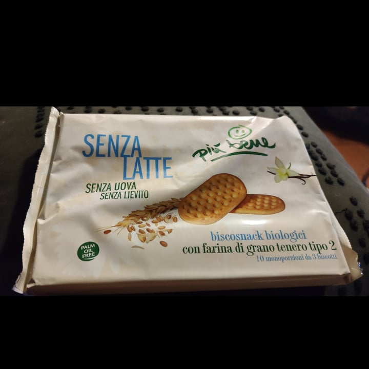 review photo of Piú bene Biscosnack biologici shared by @animalsavematteo on 11 Nov 2021 - review