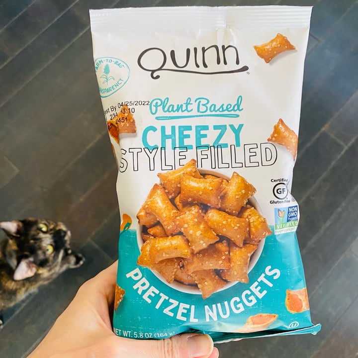 photo of Quinn Snacks Plant Based Cheezy Style Filled Pretzel Nuggets shared by @beckyyy on  25 Sep 2021 - review