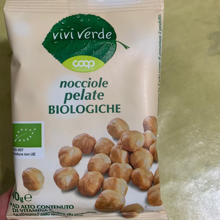 photo of Vivi Verde Coop Nocciole pelate biologiche shared by @aleglass on  30 Apr 2021 - review