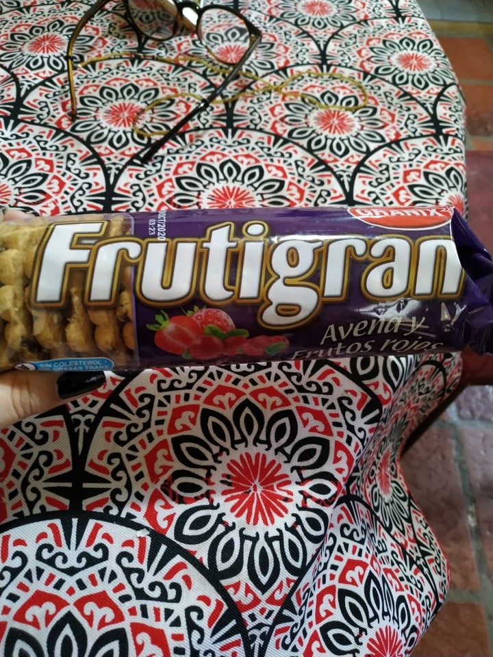 review photo of Granix Frutigran Avena y Frutos Rojos shared by @brengennaro on 08 Apr 2020 - review