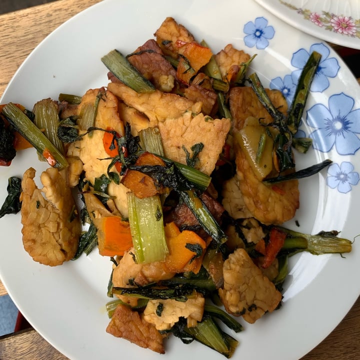 photo of La Schiscetteria Tempeh con Cicoria shared by @plantbasedpaola on  19 Oct 2022 - review