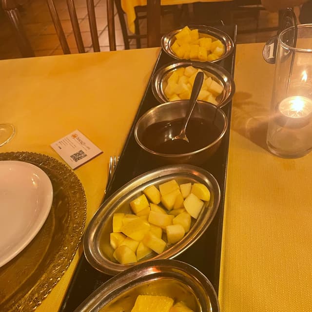 Photo of the dish “frutta e cioccolato”