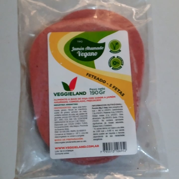 photo of Veggieland Jamón Ahumado Vegano Feteado shared by @cintiahellsing on  19 May 2022 - review