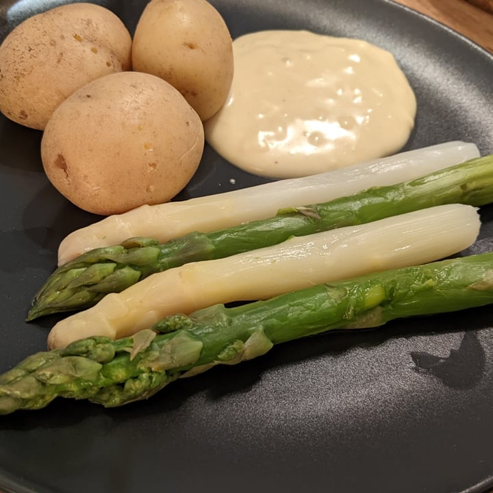 photo of Thomy Sauce Hollandaise shared by @likablue on  28 May 2022 - review