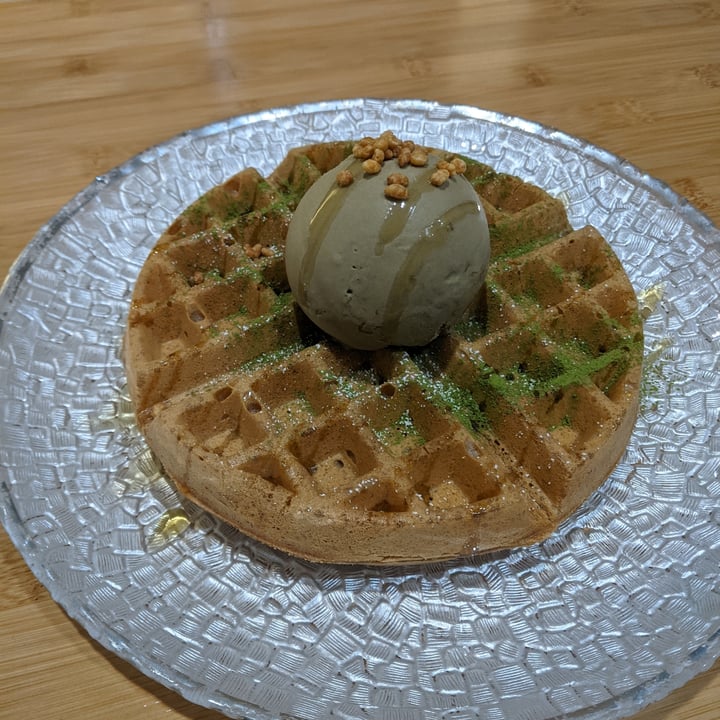 photo of Hvala Keong Saik Dairy-Free Waffles shared by @tancoul on  02 Jan 2021 - review