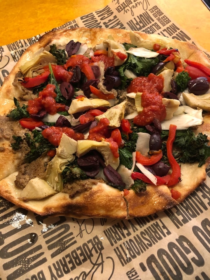 review photo of Avalon Café and Bakery Vegan Pizza shared by @sp3416 on 30 Oct 2019 - review