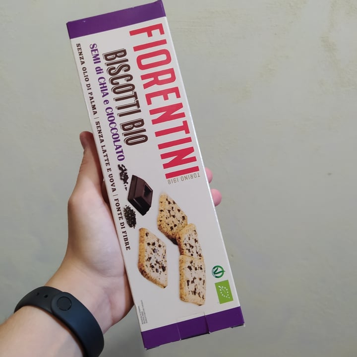 photo of Fiorentini Biscotti bio semi Di chia e cioccolato shared by @martss on  15 Sep 2022 - review