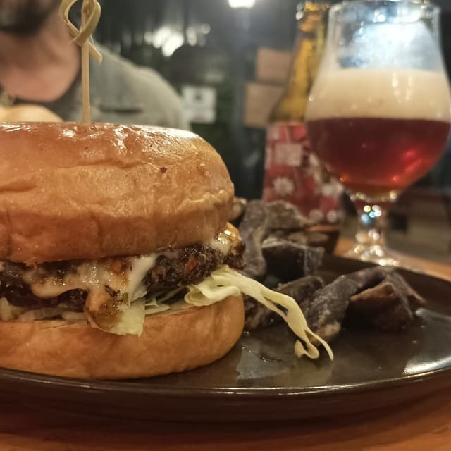 Photo of the dish “Burger Acholado”